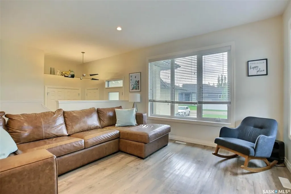 15 Yale Place White City SK S4L 0C7
