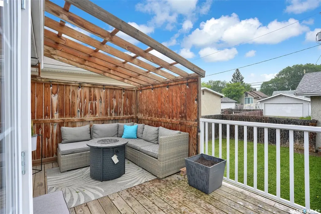 341 Lorne Street Regina SK S4R 2J3