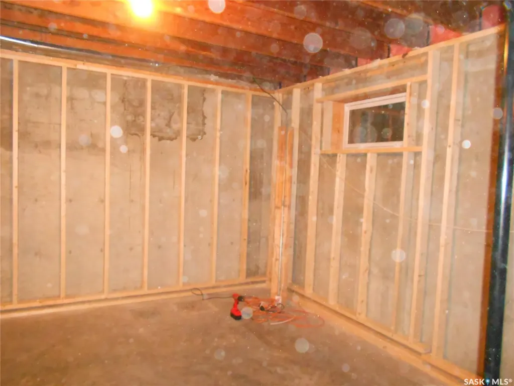 341 Lorne Street Regina SK S4R 2J3