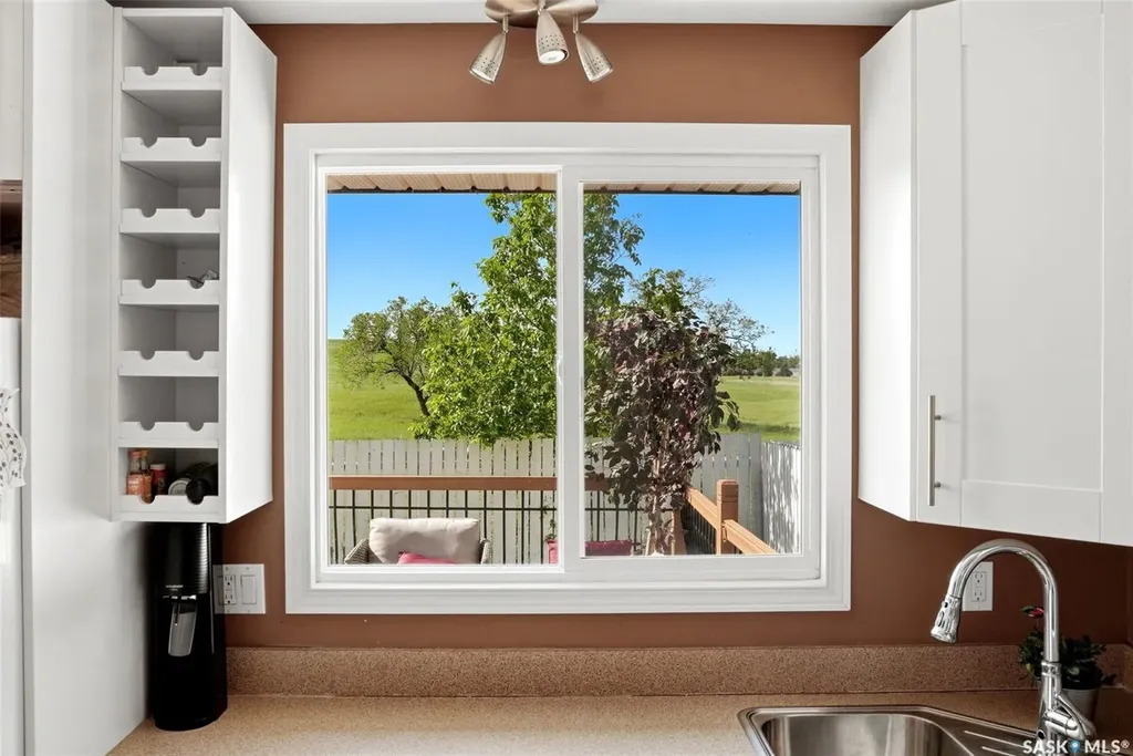 39 Bothwell Crescent Regina SK S4R 5Y7