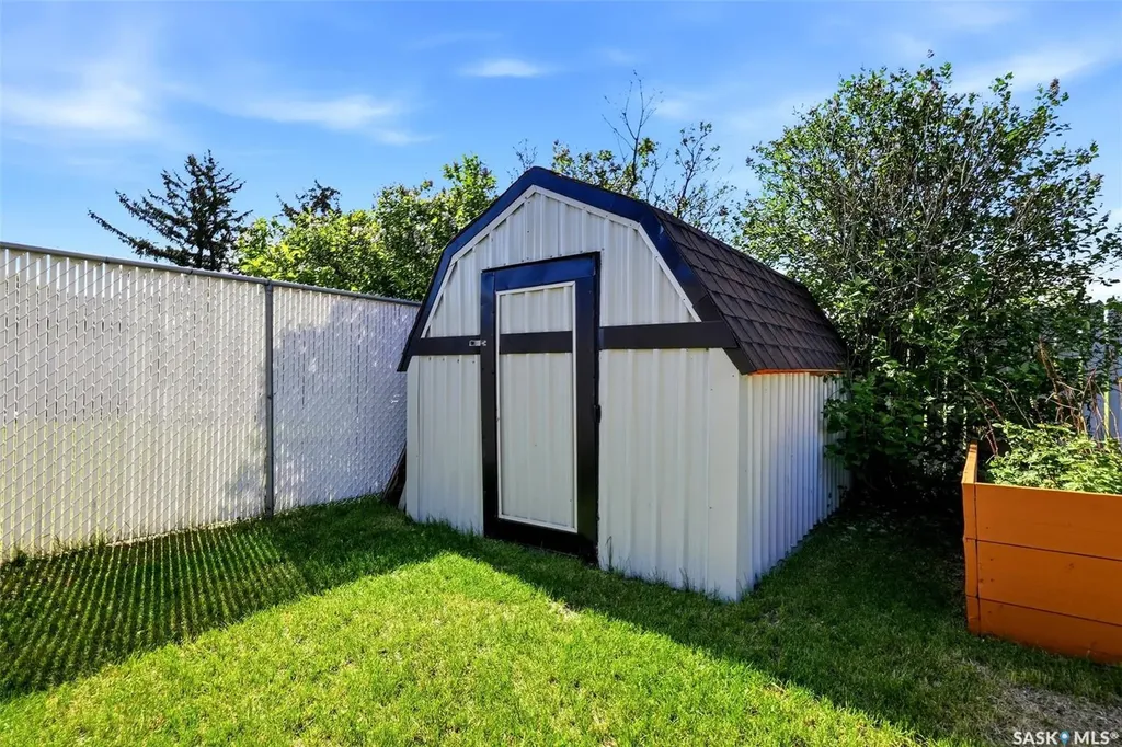 39 Bothwell Crescent Regina SK S4R 5Y7