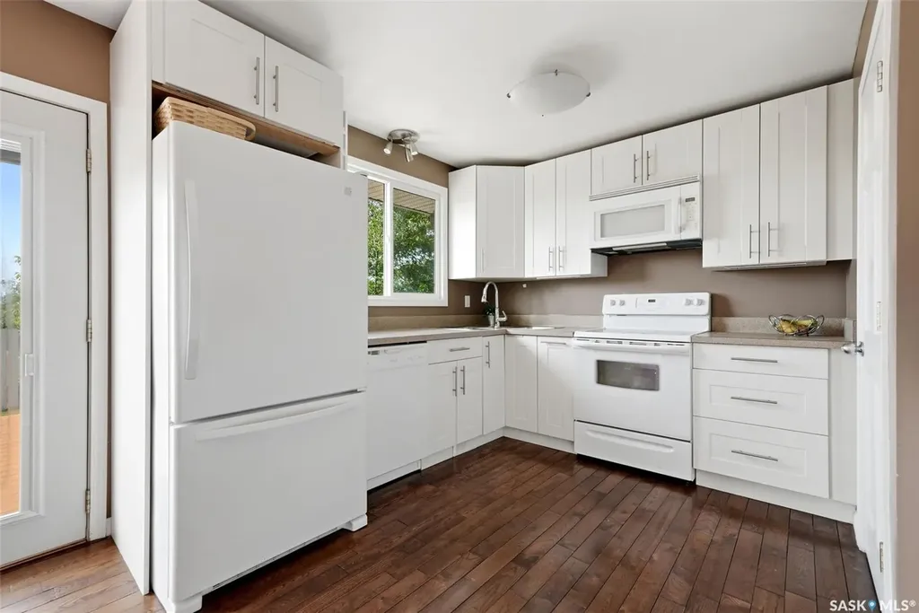 39 Bothwell Crescent Regina SK S4R 5Y7