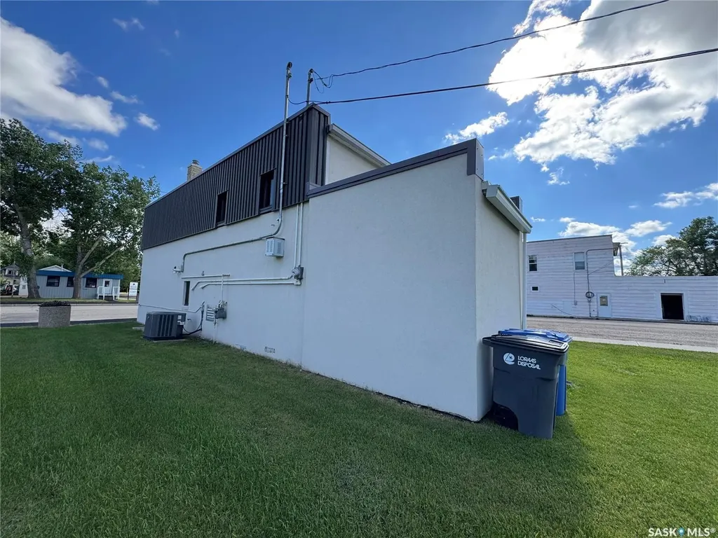 300 Royal Street Imperial SK S0G 2J0