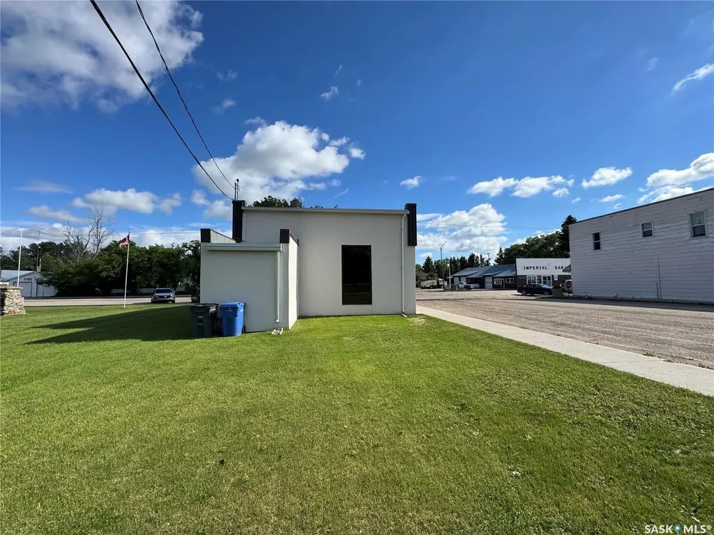 300 Royal Street Imperial SK S0G 2J0