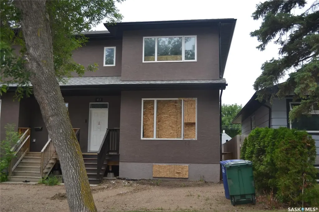 417 S Avenue S Saskatoon SK S7M 3A3