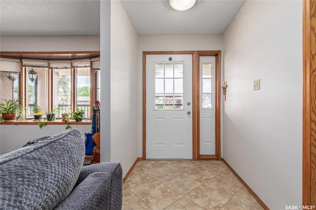 21 Thorn Crescent Moose Jaw SK S6J 1J3