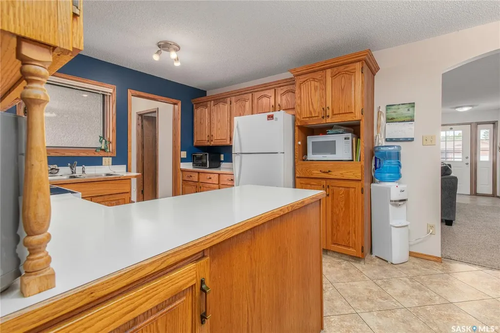21 Thorn Crescent Moose Jaw SK S6J 1J3
