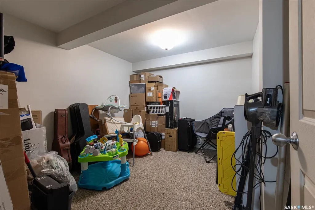 21 Thorn Crescent Moose Jaw SK S6J 1J3