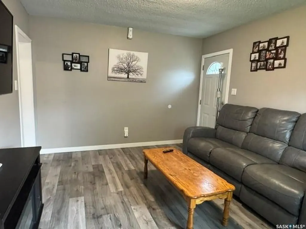 628 10th Street Humboldt SK S0K 2A0