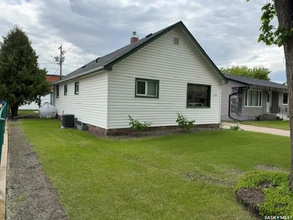 628 10th Street Humboldt SK S0K 2A0
