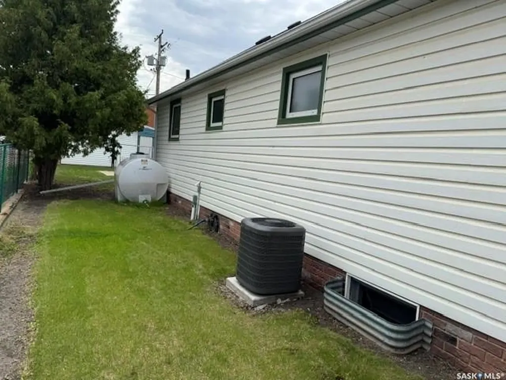 628 10th Street Humboldt SK S0K 2A0