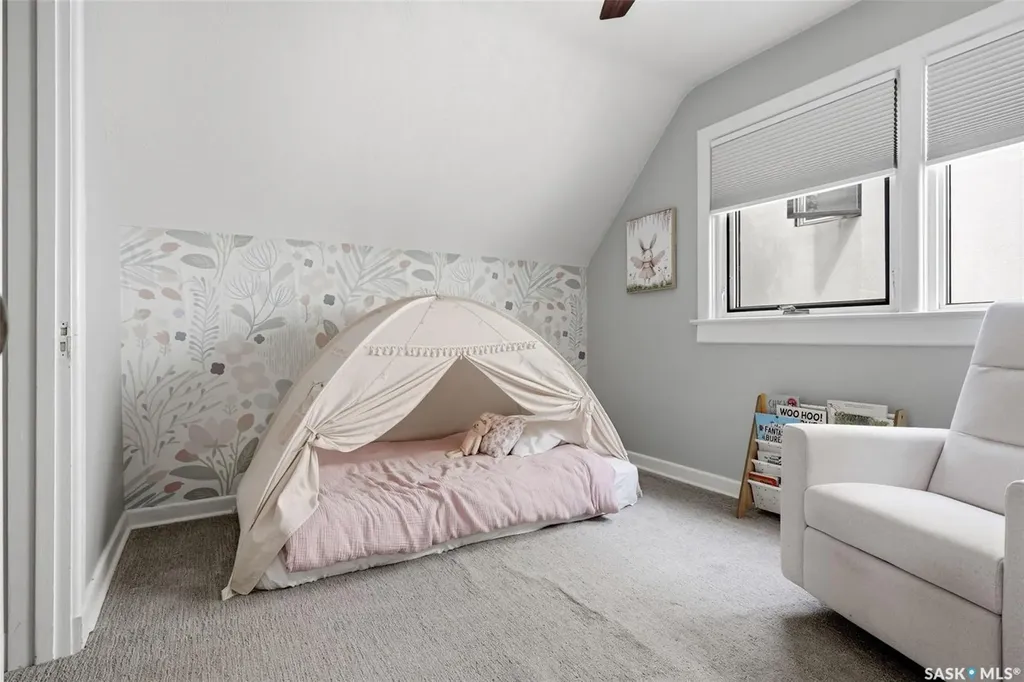 2876 Cameron Street Regina SK S4S 1W3
