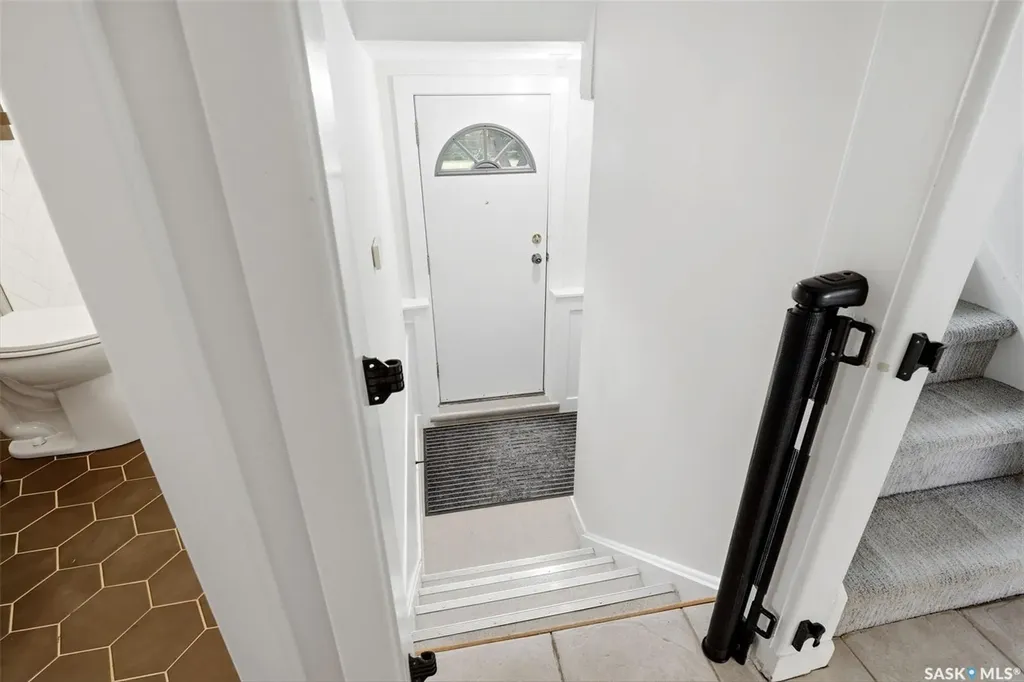 2876 Cameron Street Regina SK S4S 1W3