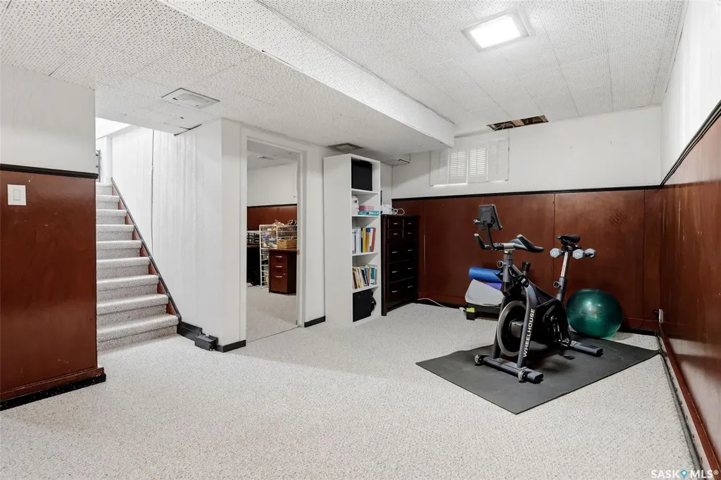 2876 Cameron Street Regina SK S4S 1W3
