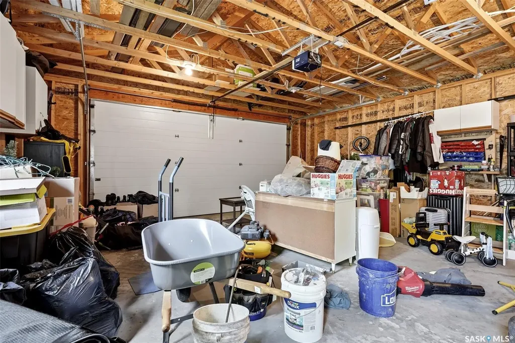 2876 Cameron Street Regina SK S4S 1W3