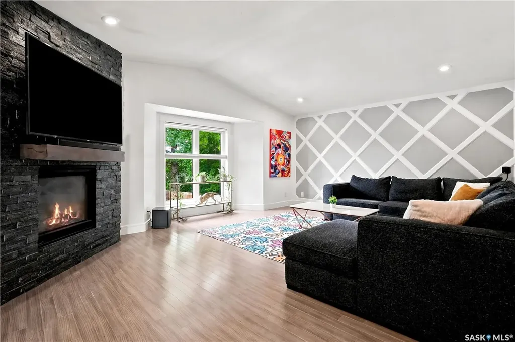 103 Mallin Crescent Saskatoon SK S7K 7W9