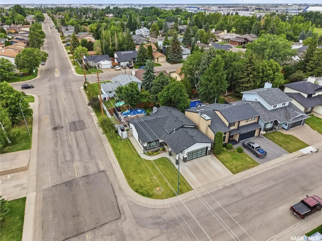 103 Mallin Crescent Saskatoon SK S7K 7W9