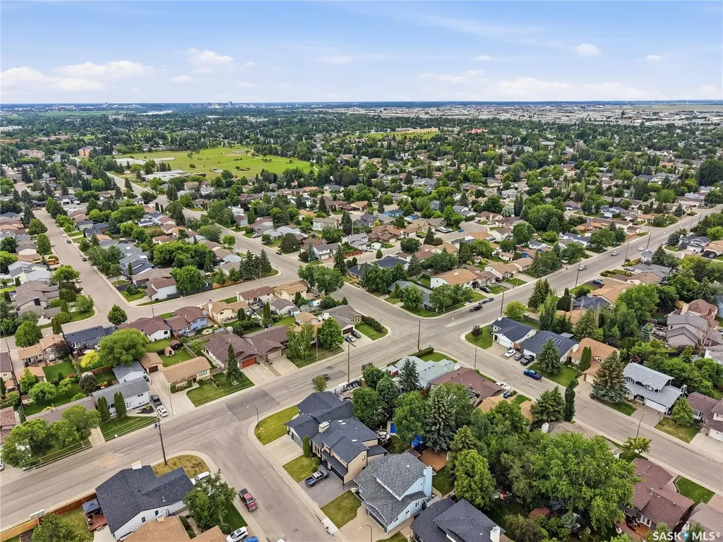 103 Mallin Crescent Saskatoon SK S7K 7W9