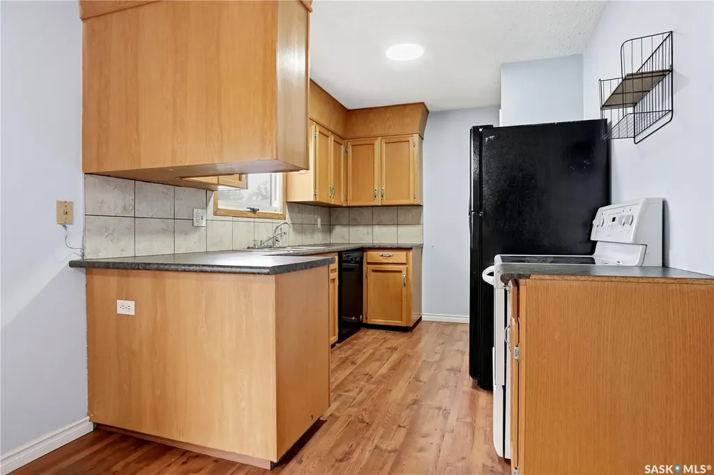 412 Montreal Street N Regina SK S4R 5C7