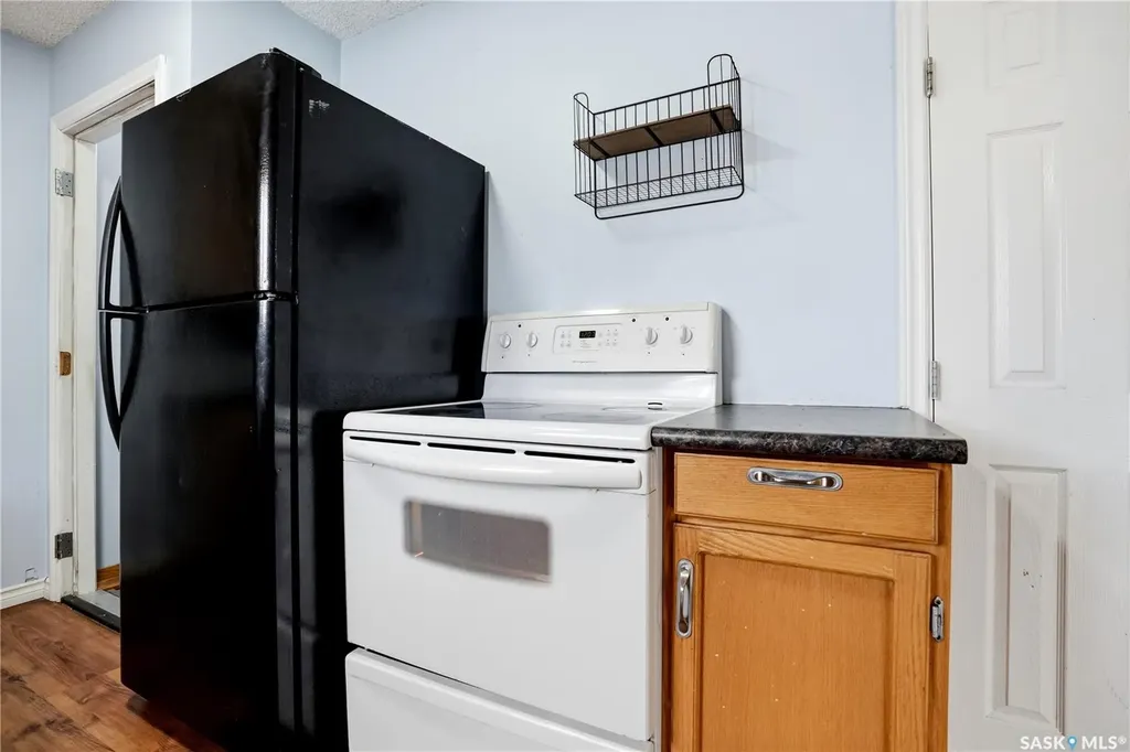 412 Montreal Street N Regina SK S4R 5C7