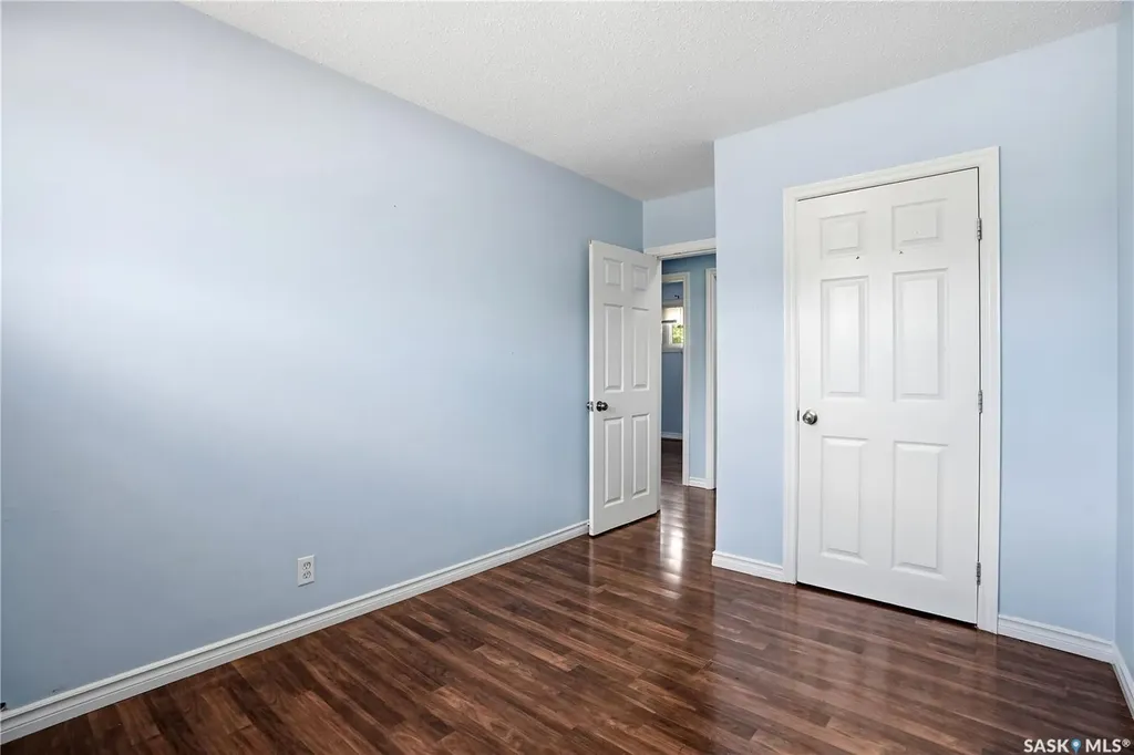 412 Montreal Street N Regina SK S4R 5C7