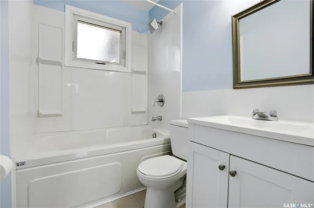 412 Montreal Street N Regina SK S4R 5C7