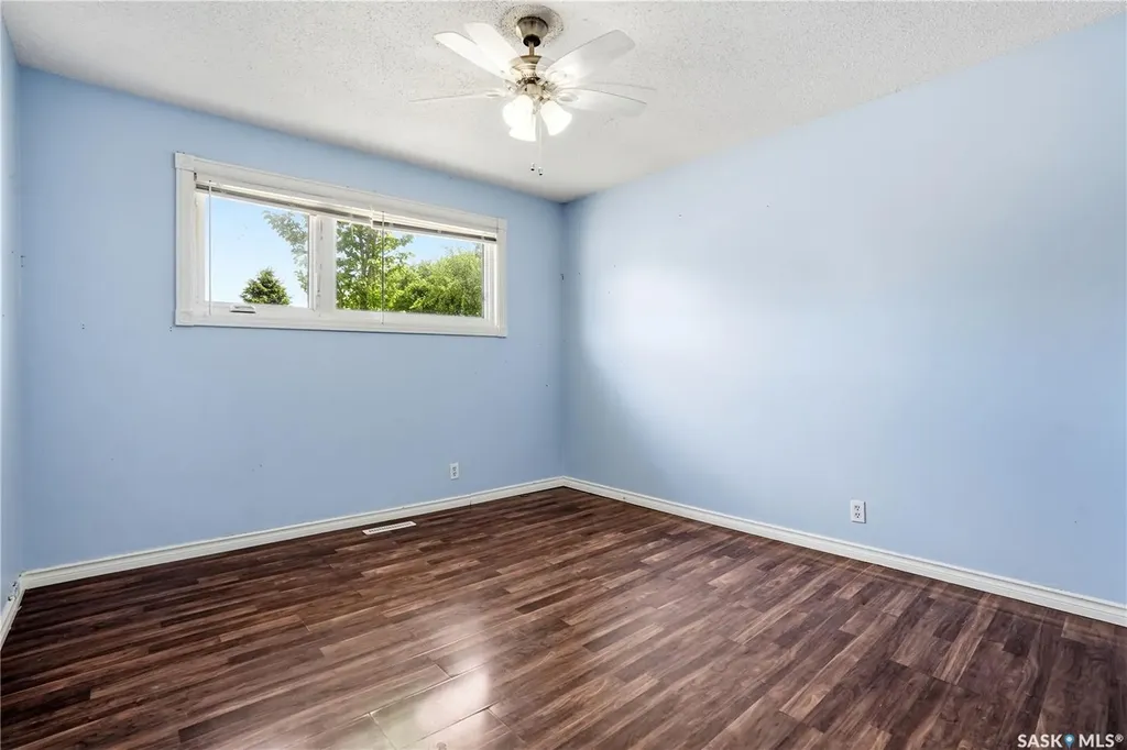 412 Montreal Street N Regina SK S4R 5C7