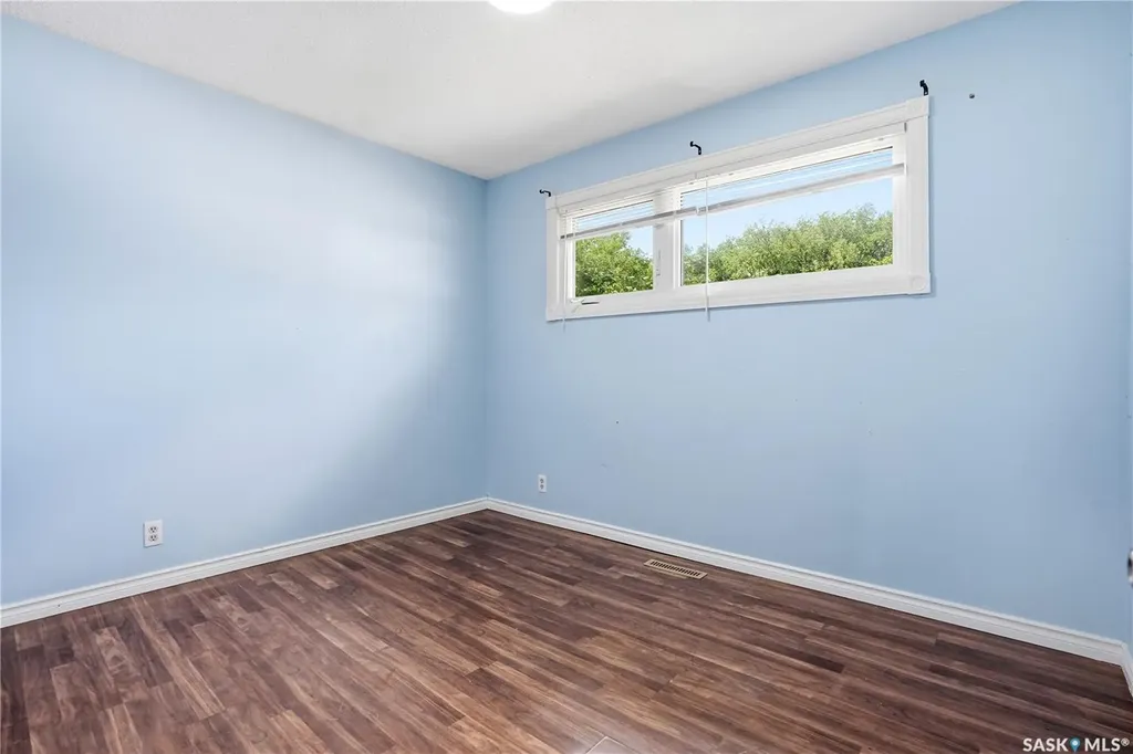412 Montreal Street N Regina SK S4R 5C7