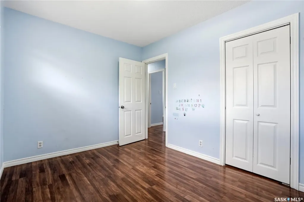 412 Montreal Street N Regina SK S4R 5C7