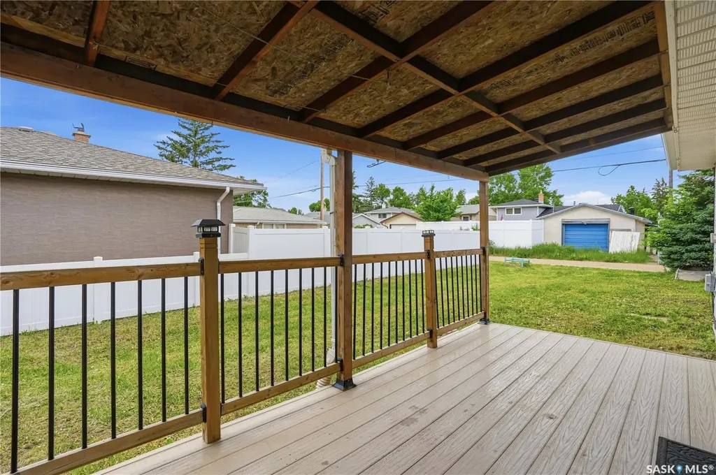 412 Montreal Street N Regina SK S4R 5C7