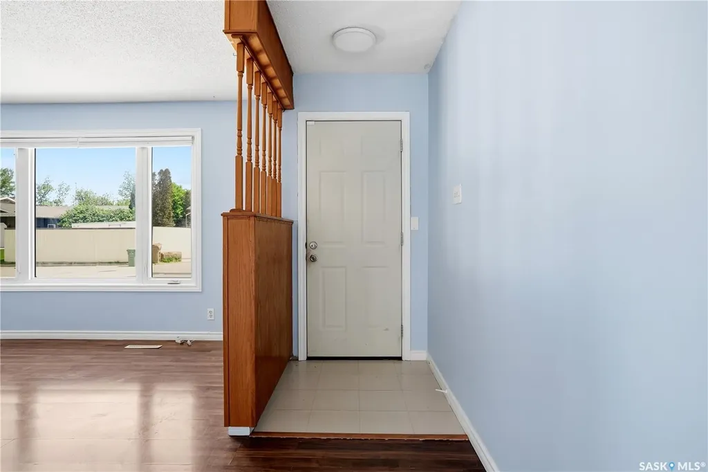 412 Montreal Street N Regina SK S4R 5C7