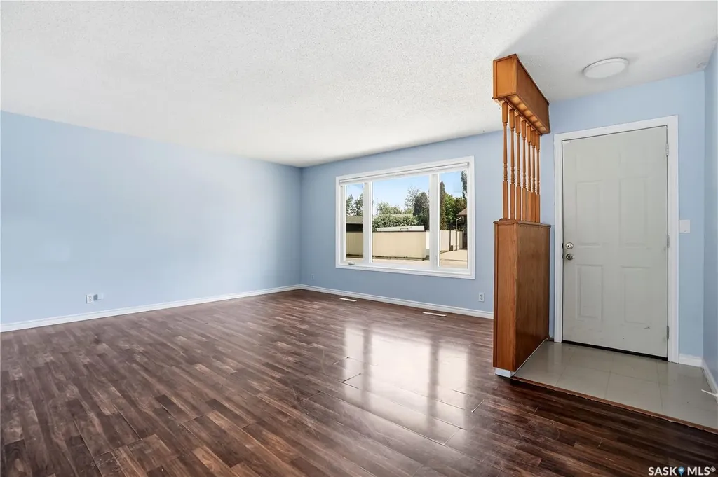 412 Montreal Street N Regina SK S4R 5C7