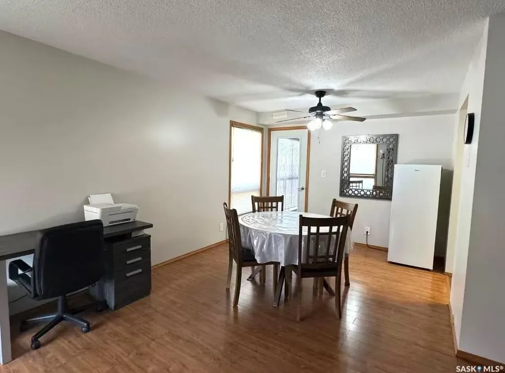 279 Hochelaga Street E Moose Jaw SK S6H 0N9