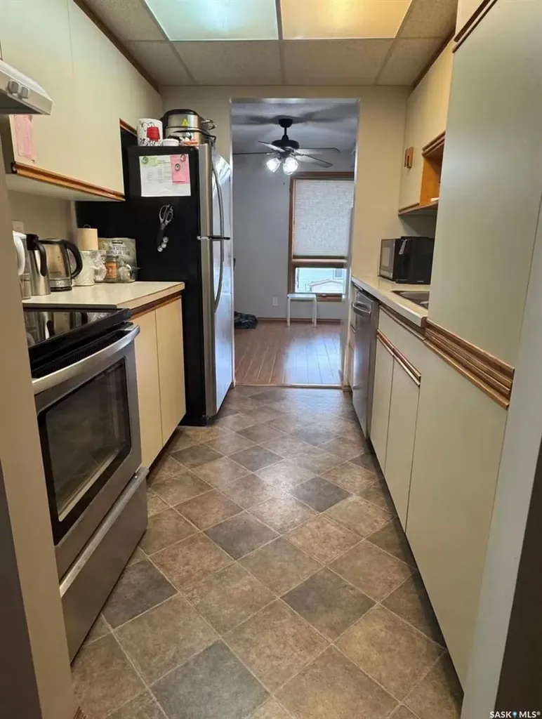 279 Hochelaga Street E Moose Jaw SK S6H 0N9