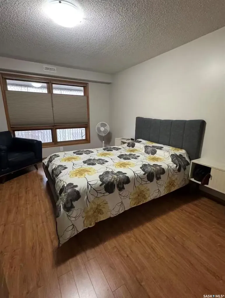 279 Hochelaga Street E Moose Jaw SK S6H 0N9
