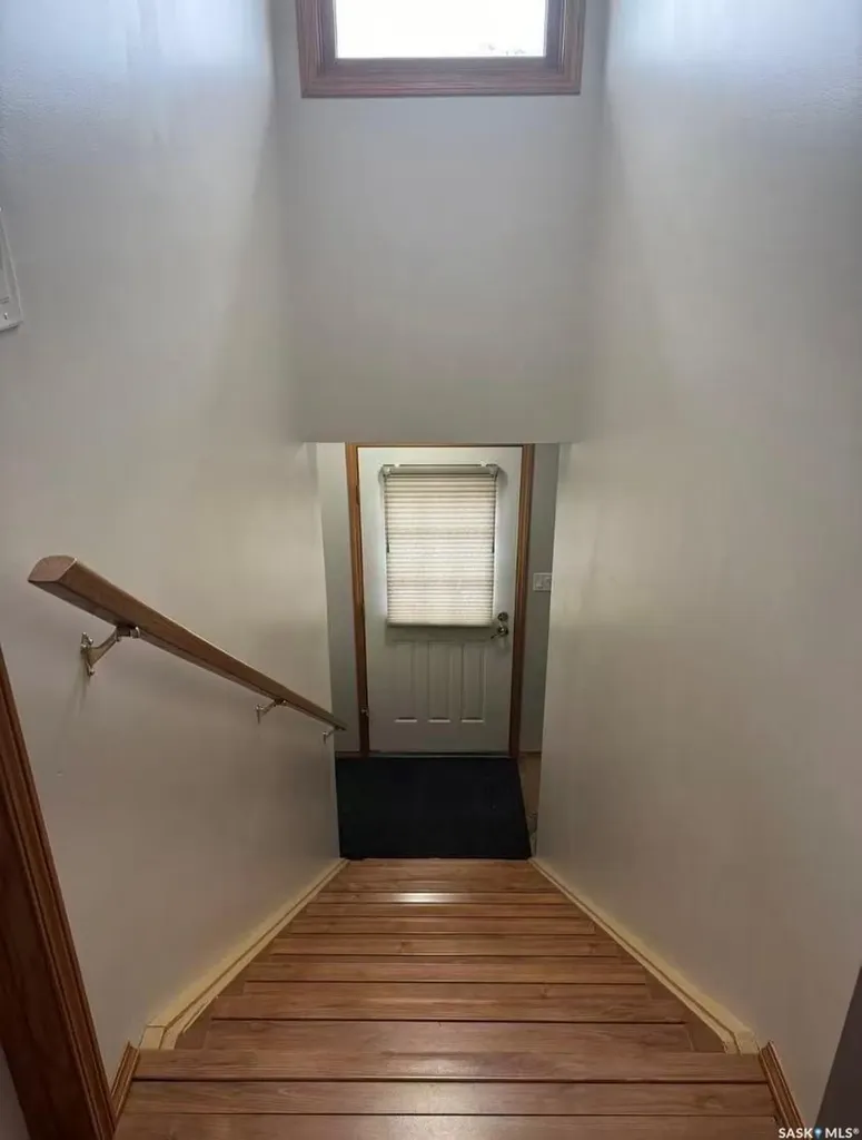 279 Hochelaga Street E Moose Jaw SK S6H 0N9