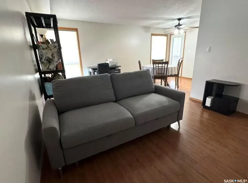 279 Hochelaga Street E Moose Jaw SK S6H 0N9