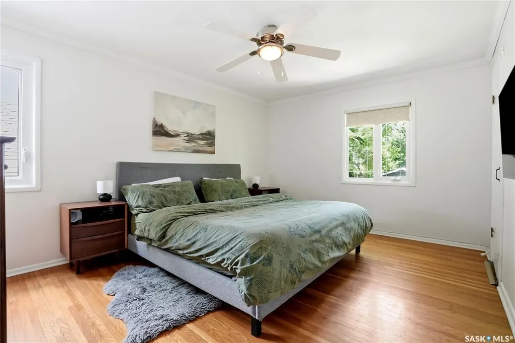 114 7th Street E Saskatoon SK S7H 0W8