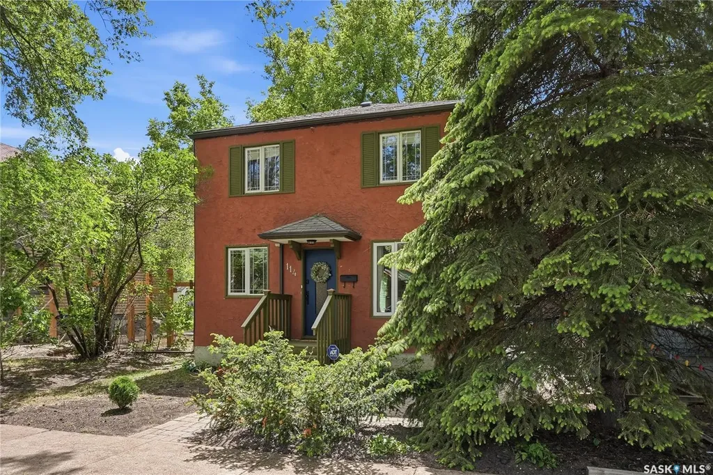114 7th Street E Saskatoon SK S7H 0W8