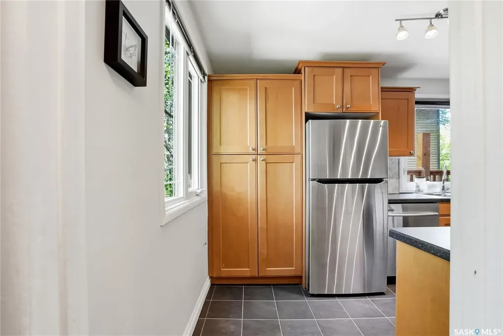 114 7th Street E Saskatoon SK S7H 0W8