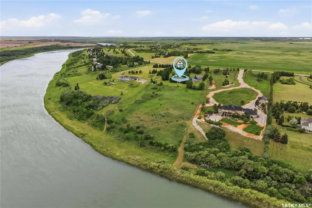 48 Cathedral Bluffs Road Corman Park Rm No. 344 SK S7P 1A3