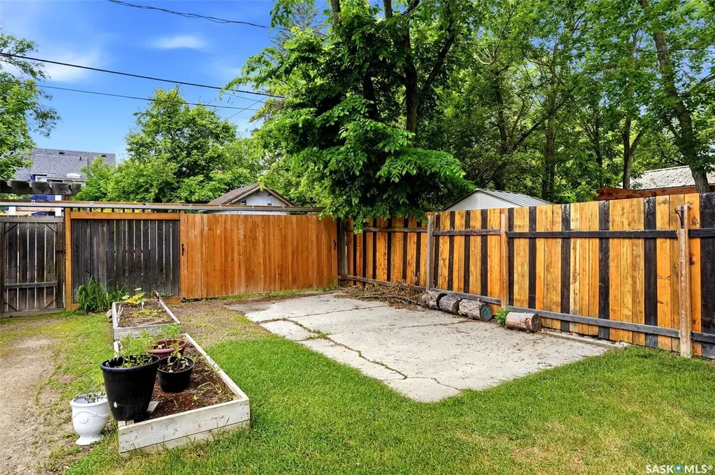 3140 Retallack Street Regina SK S4S 1T4