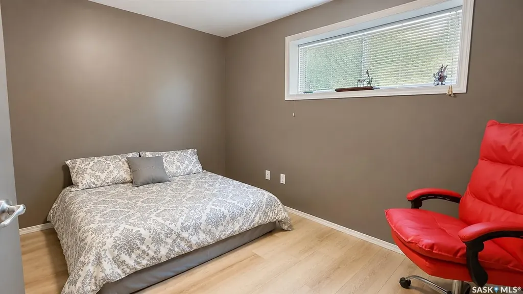 192 Janet Drive Battleford SK S0M 1X0