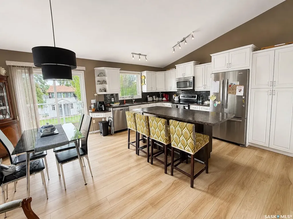 192 Janet Drive Battleford SK S0M 1X0