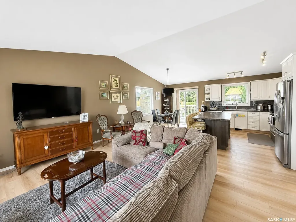 192 Janet Drive Battleford SK S0M 1X0