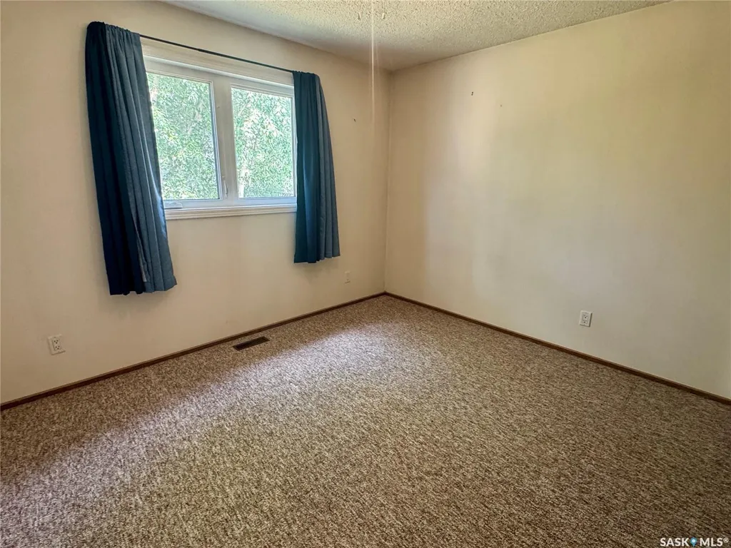 1504 Studer Street La Ronge SK S0J 1L0