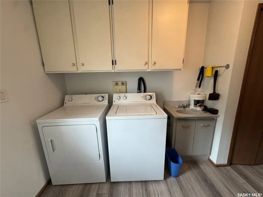 1504 Studer Street La Ronge SK S0J 1L0