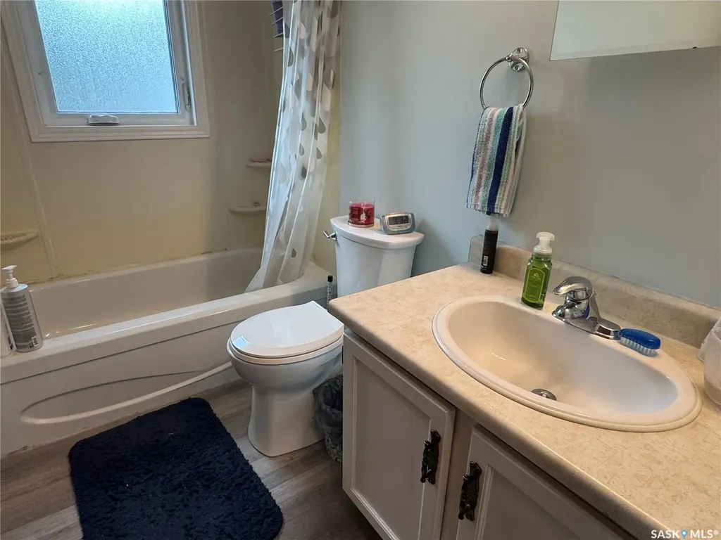 1504 Studer Street La Ronge SK S0J 1L0