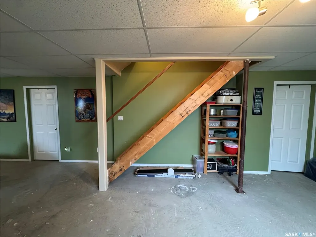1504 Studer Street La Ronge SK S0J 1L0