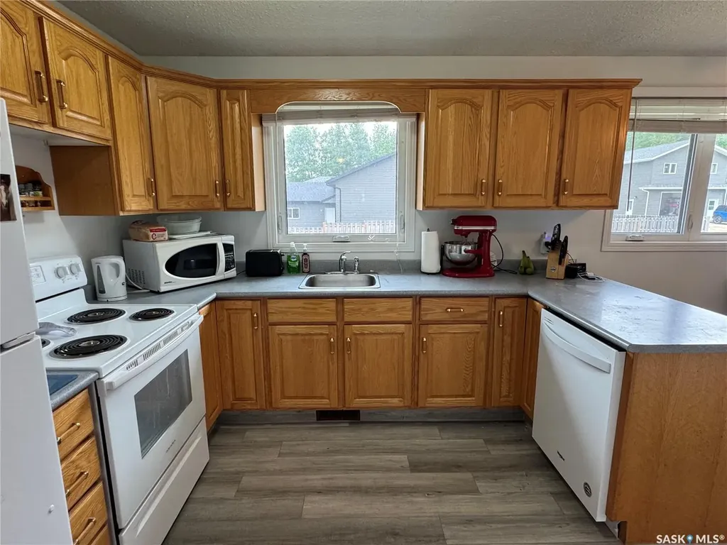 1504 Studer Street La Ronge SK S0J 1L0